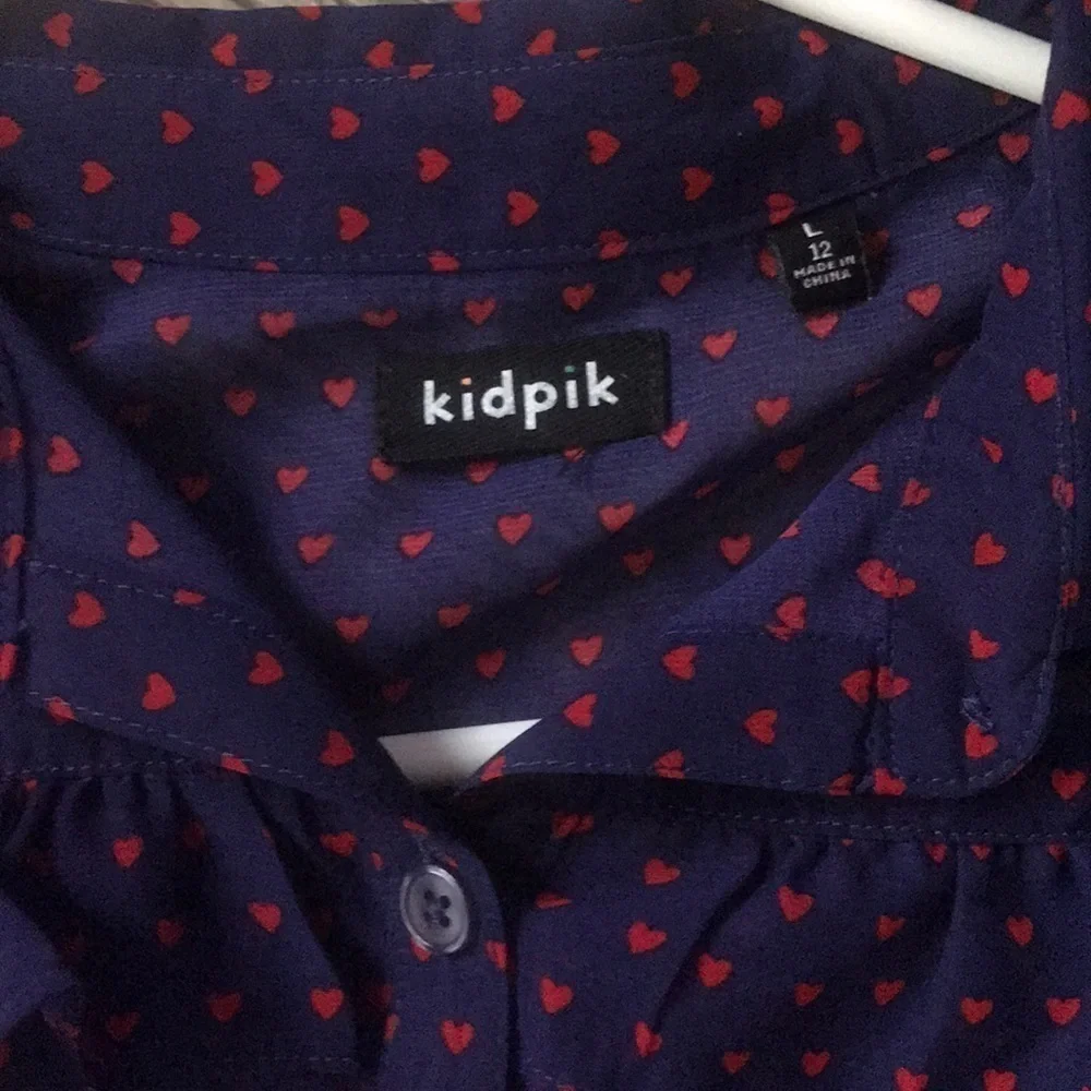 KidPik purple button front shirt‎ with hearts EUC girls size 12